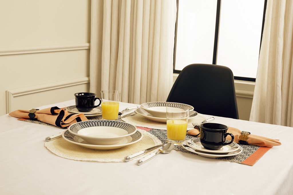 20 PCS ACTUAL NATIVA DINNER SET
