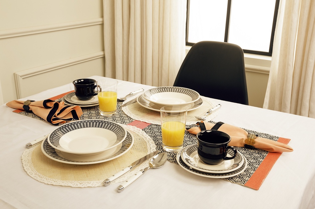20 PCS ACTUAL NATIVA DINNER SET