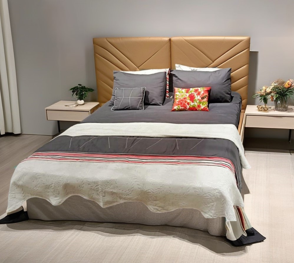 COMO KING SIZE BEDCOVER 4 PCS